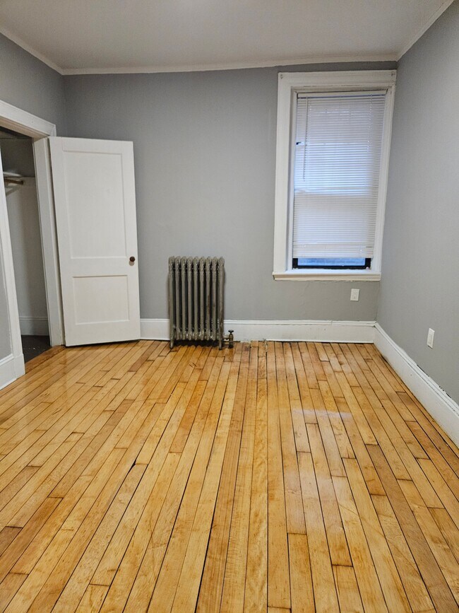 59 Brighton Ave Unit 1