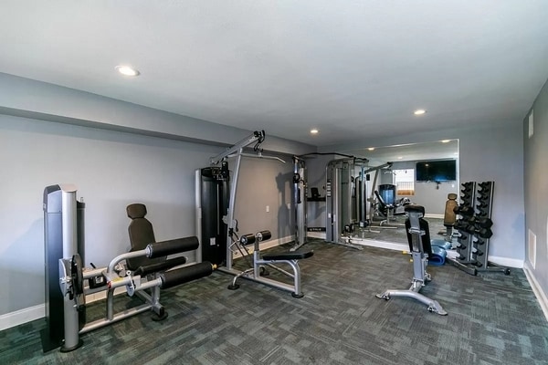 City Summit Apartments