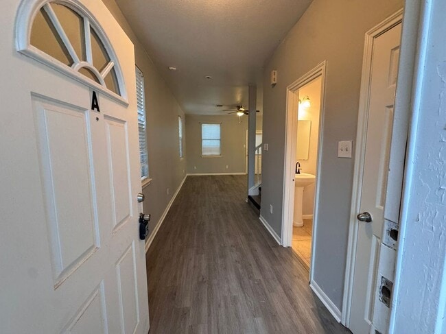 Photo - 6427 Waldron Cir