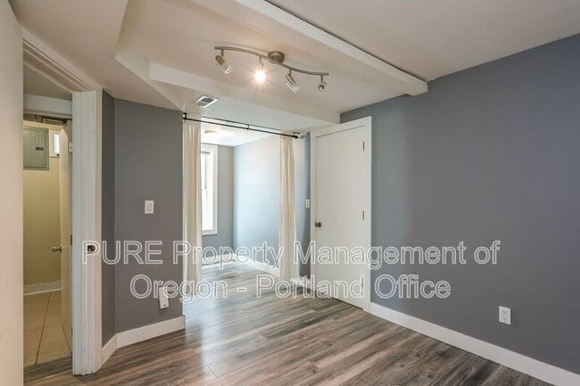 Photo - 22 S Meade St Unit Basement