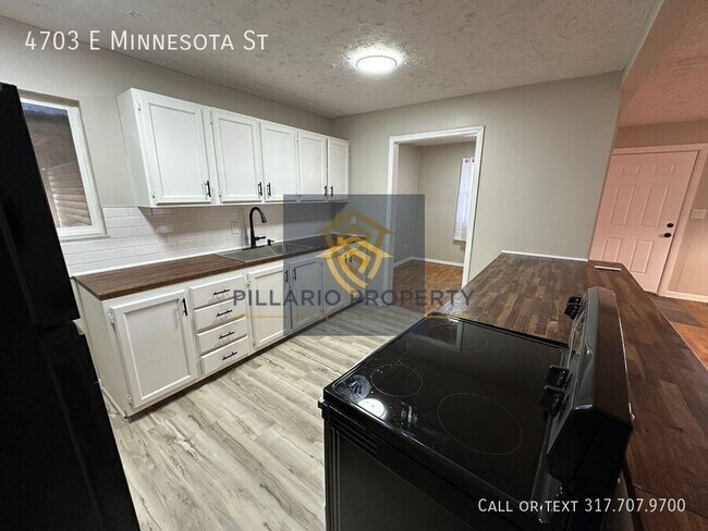 Photo - 4703 E Minnesota St