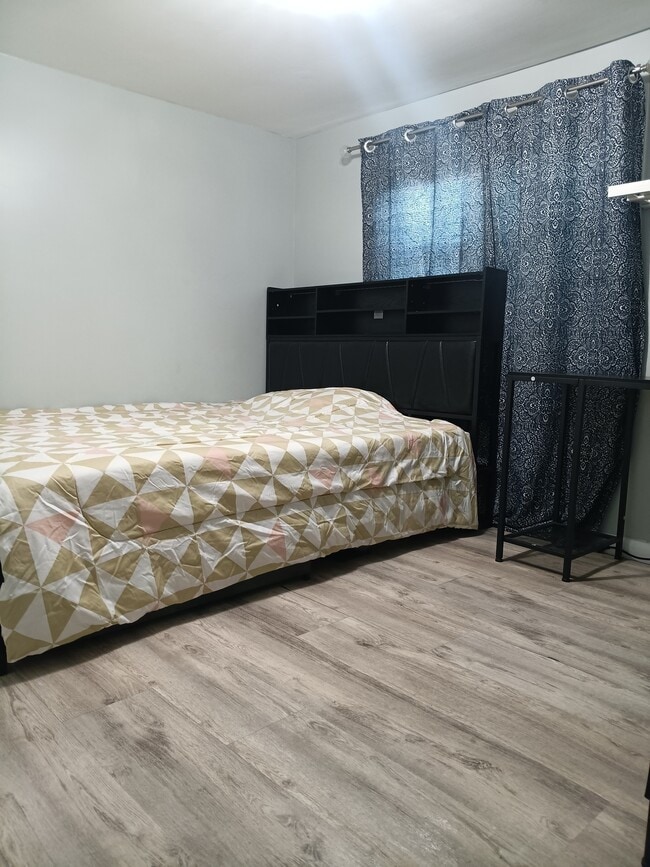 Photo - 40G Miriam St