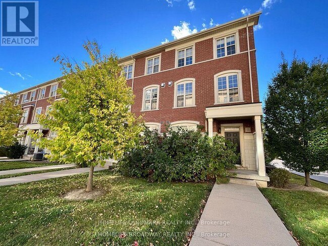 Photo - 15 Ruskov Ln