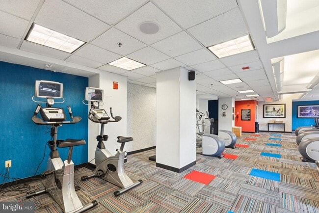 Photo - 1701 Locust St Unidad 1807