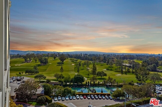 Photo - 2222 Ave of the Stars Unidad 1102