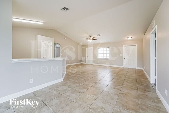 Photo - 3734 11th St W