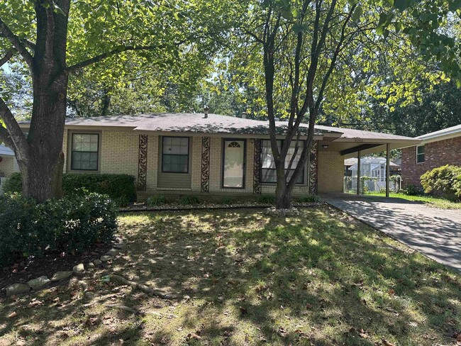 Building Photo - 9005 Penrose Ln Rental