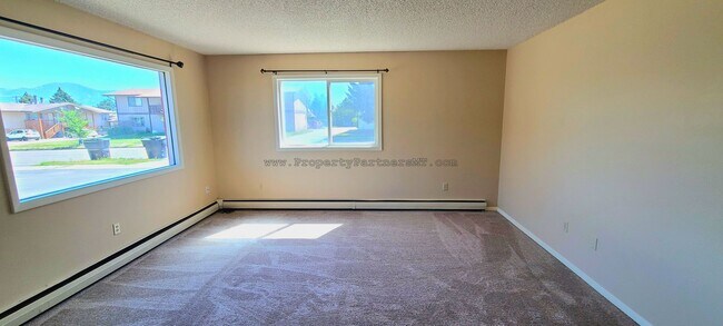 413 S 20th Ave Unit # A