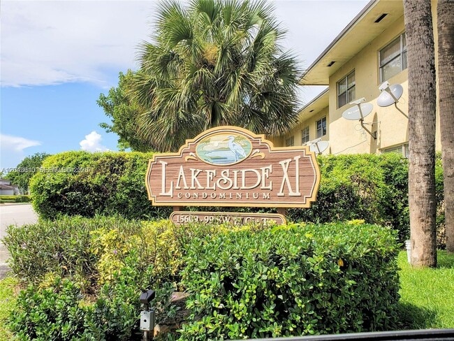 Building Photo - 15659 SW 73rd Cir Terrace Unit 5-4