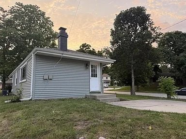 Photo - 8035 W Warnimont Ave