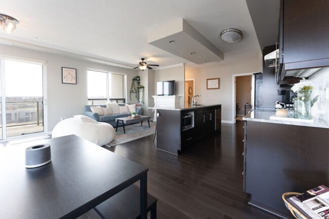 Photo - Downtown Executive Condo Living! 2+DEN * Gym * Lounge* Parking * AVAIL Sept 1! Unit 1