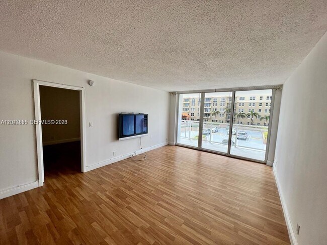Photo - 2030 S Ocean Dr Unit 211