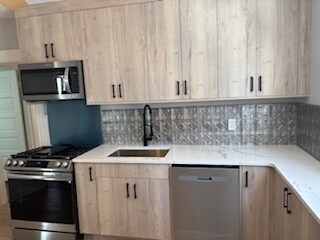 Photo - 381 Huntington Ave Unidad Lower