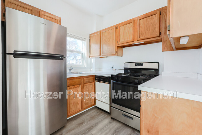 128-130 Arnold St - 128-130 Arnold St Condo Unit 128  1