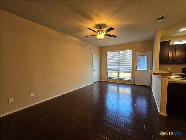 Photo - 294 Rosalie Dr