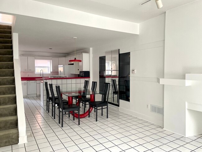 Photo - 118 S 26th St