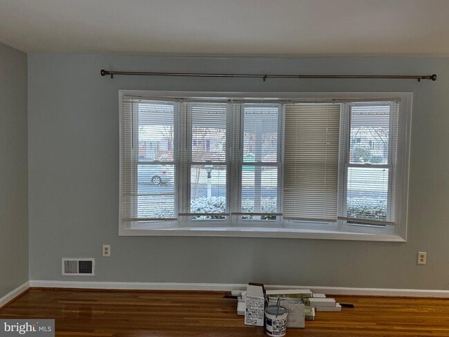 Photo - 4111 Landgreen St