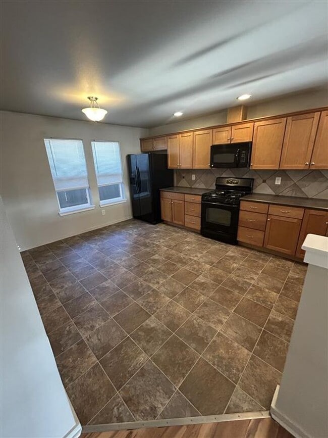 Photo - 203 Walnut Grove Ct Unit A