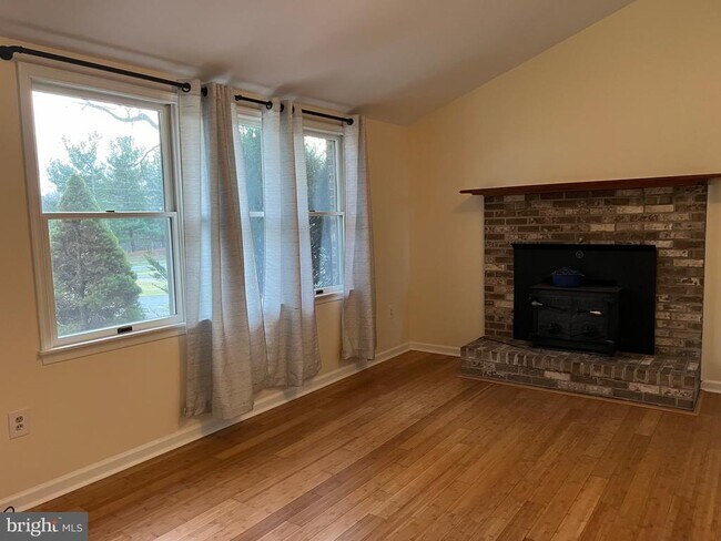 Photo - 13436 Penn Shop Rd