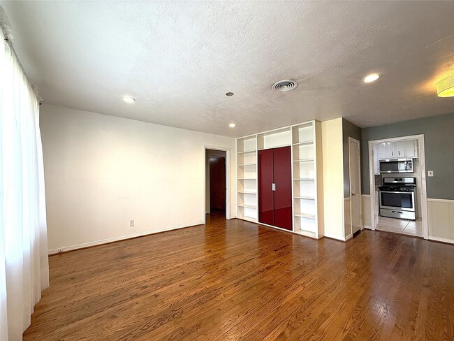 Photo - 3419 Linkwood Dr