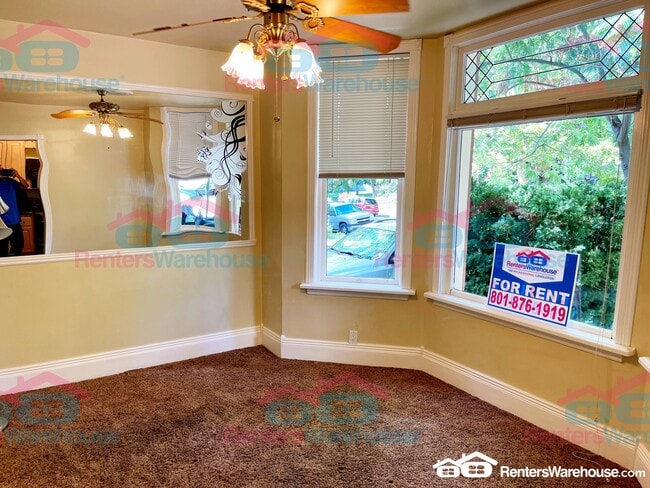 Photo - 970 E 1st Ave