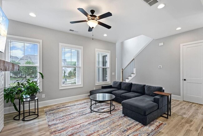 Photo - 2018 Cobblestone Wy NW