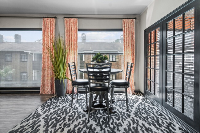 Photo - The Woodlands