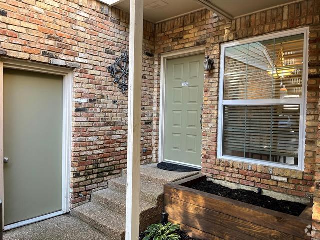Building Photo - 7151 Gaston Ave Unit 1106 Rental