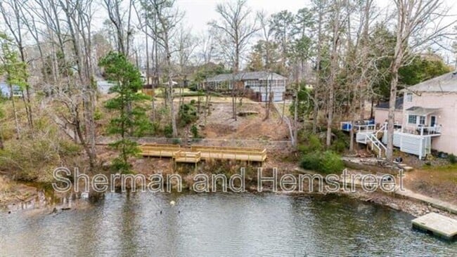 Photo - 289 Ashbrook Dr