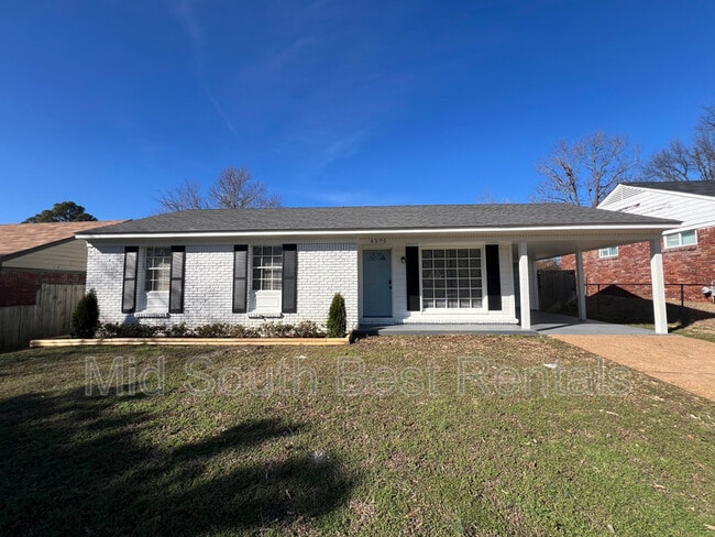 Building Photo - 4373 Deerland St