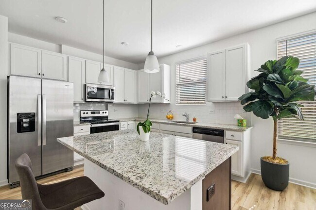 Photo - 1617 Salinger Ct