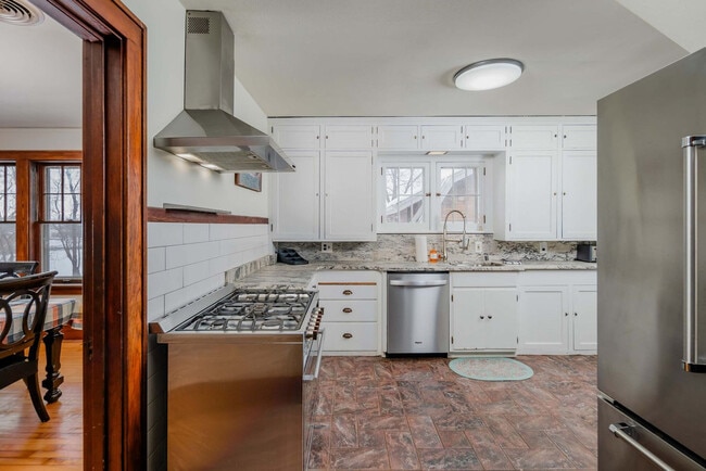 Photo - 301 W Wisconsin Ave Unidad ID1373701P