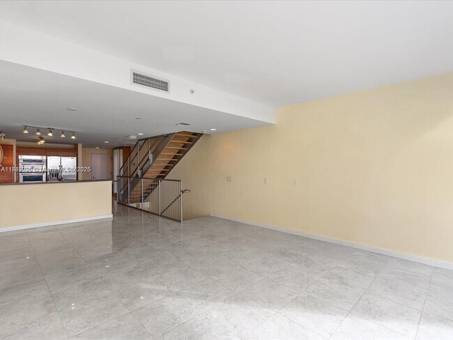 Building Photo - 2950 NE 188th St Unit 511 Rental