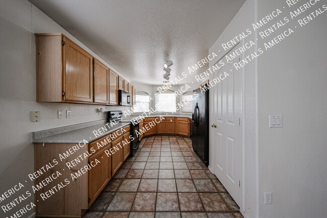 Photo - 3884 E Douglas Loop