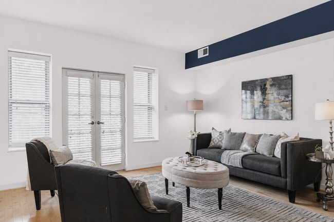 Living Room - 5631 Pershing Ave Unit 3rd Floor