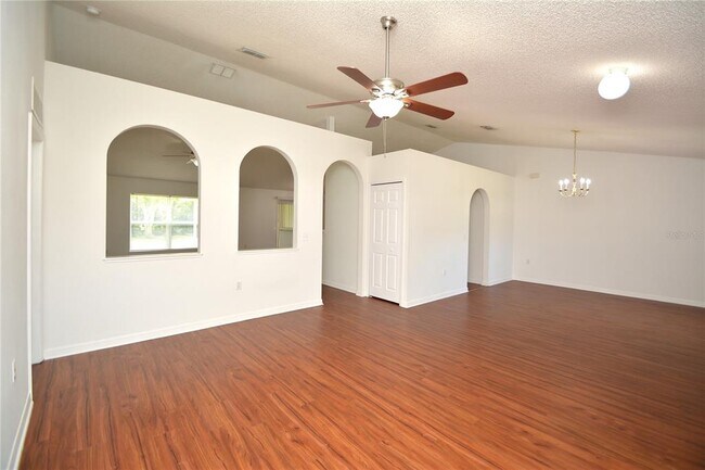 Photo - 36 Frenora Ln