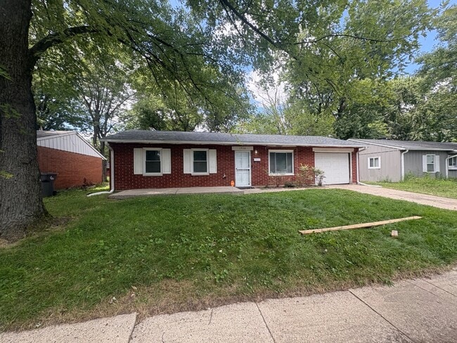 Building Photo - 3938 Downes Dr