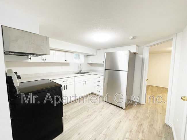 Photo - 40 Shanley St Unit Lower