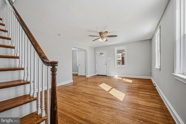 Photo - 816 Washington St