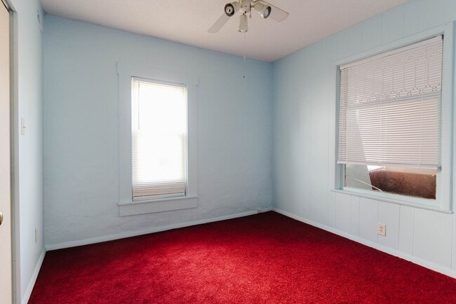 Photo - 2405 W Jackson St Unit Apt 1