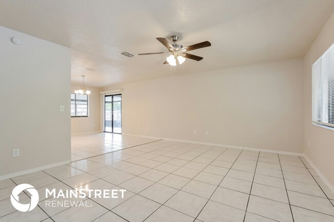 Photo - 418 Tuloma Ave SW