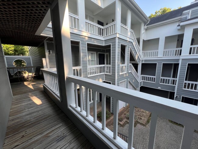 OFFERING WAIVED APPLICATION FEES 100 Condominio Raleigh NC offering-waived-application-fees-100-condominio-raleigh-nc
