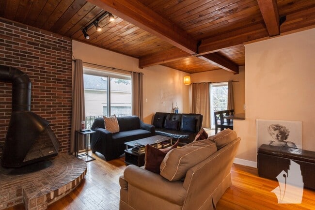 Photo - 1133 W Drummond Pl Unidad A7