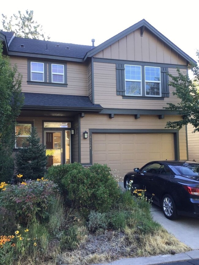 Photo - 2 Story Townhouse in Bend