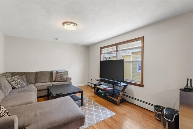 Photo - 57 Newbury St Unit 2