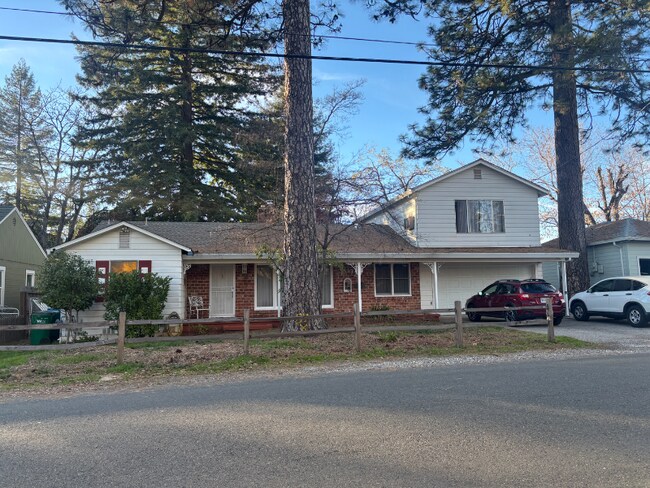 Photo - 11724 Alta Vista Ave