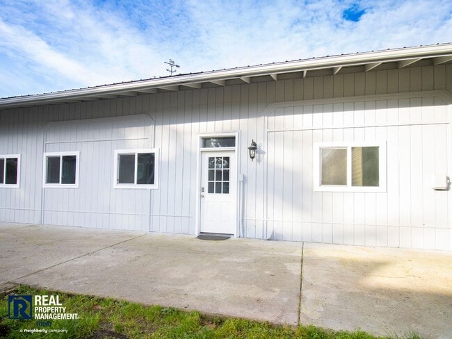 Photo - Mills - 2817 (Advertising Only) Unit 1