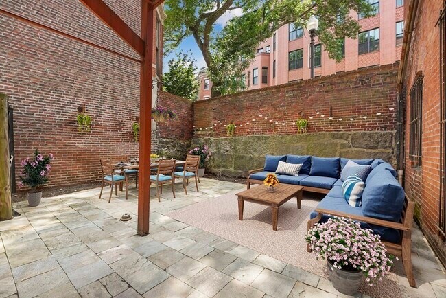 Photo - 563 Columbus Ave Unit 2