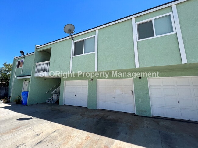 Building Photo - AVAILABLE OCTOBER - Paso Robles Apartment - 2 Bedroom 2 Bathroom Unit B