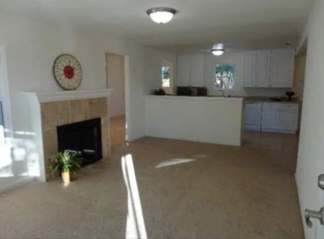 Photo - 2920 Walnut Ave